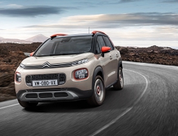 Citroen назвал российские цены на новый бюджетный кроссовер
