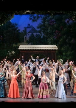 ВЕСЕННИЙ ПАРАД | Международный ГАЛА Звёзд оперетты