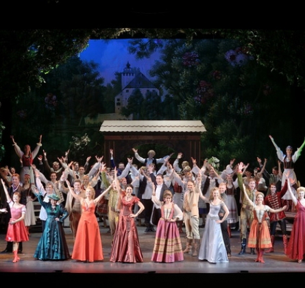 ВЕСЕННИЙ ПАРАД | Международный ГАЛА Звёзд оперетты