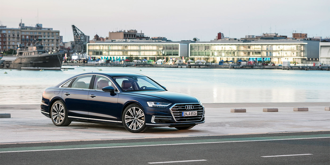 Audi назвала цены на A8 нового поколения