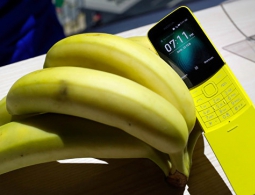 Nokia возобновит продажи телефона из "Матрицы"