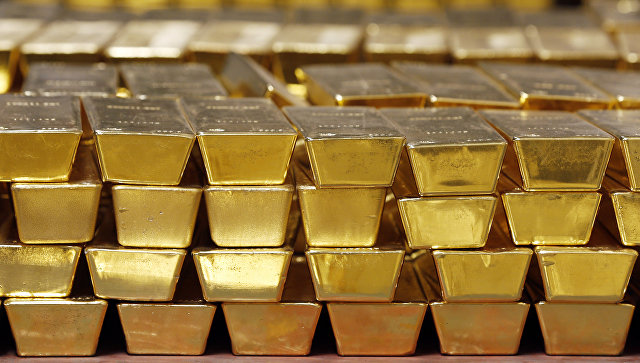 Запас прочности: зачем Россия скупает все больше золота
