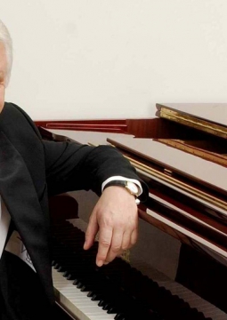 АЛЕКСАНДР МОРОЗОВ