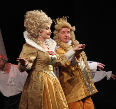 ТЕАТРАЛЬНЫЙ КАПУСТНИК