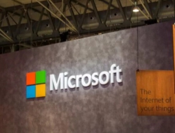 Microsoft начала продажи Galaxy S9 со своим ПО