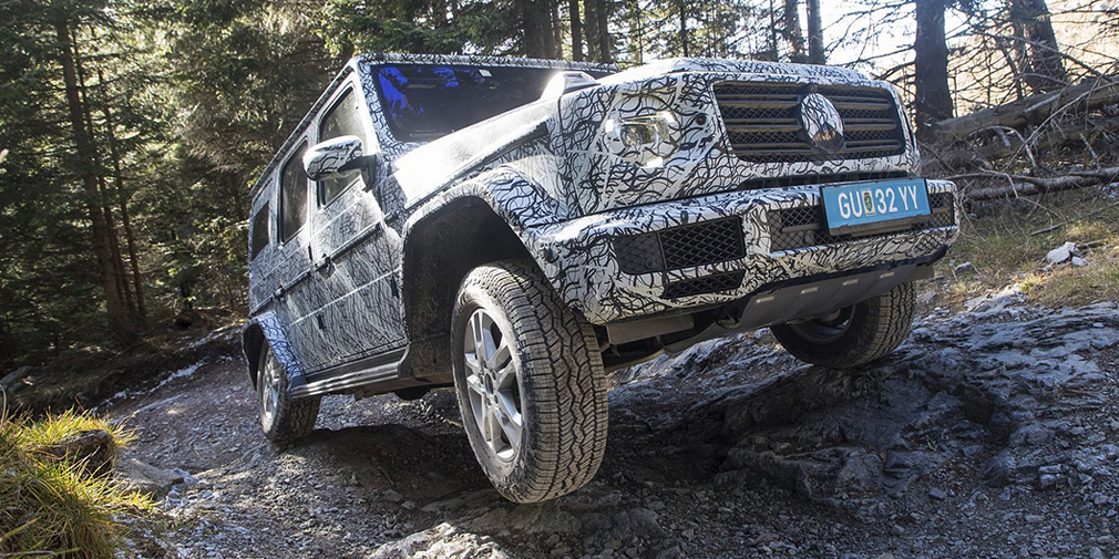 Видео: новый Mercedes G-Class преодолевает тяжелое бездорожье