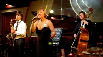 Эльвира Трафова и ансамбль Петра Корнева