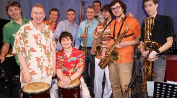 МАМБО-КОМБО Петра Корнева