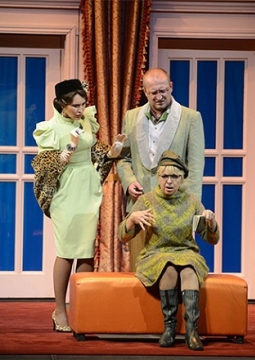 Все кувырком | Русский драматический театр