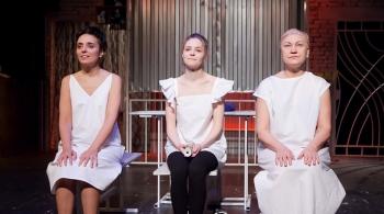 Под одной крышей