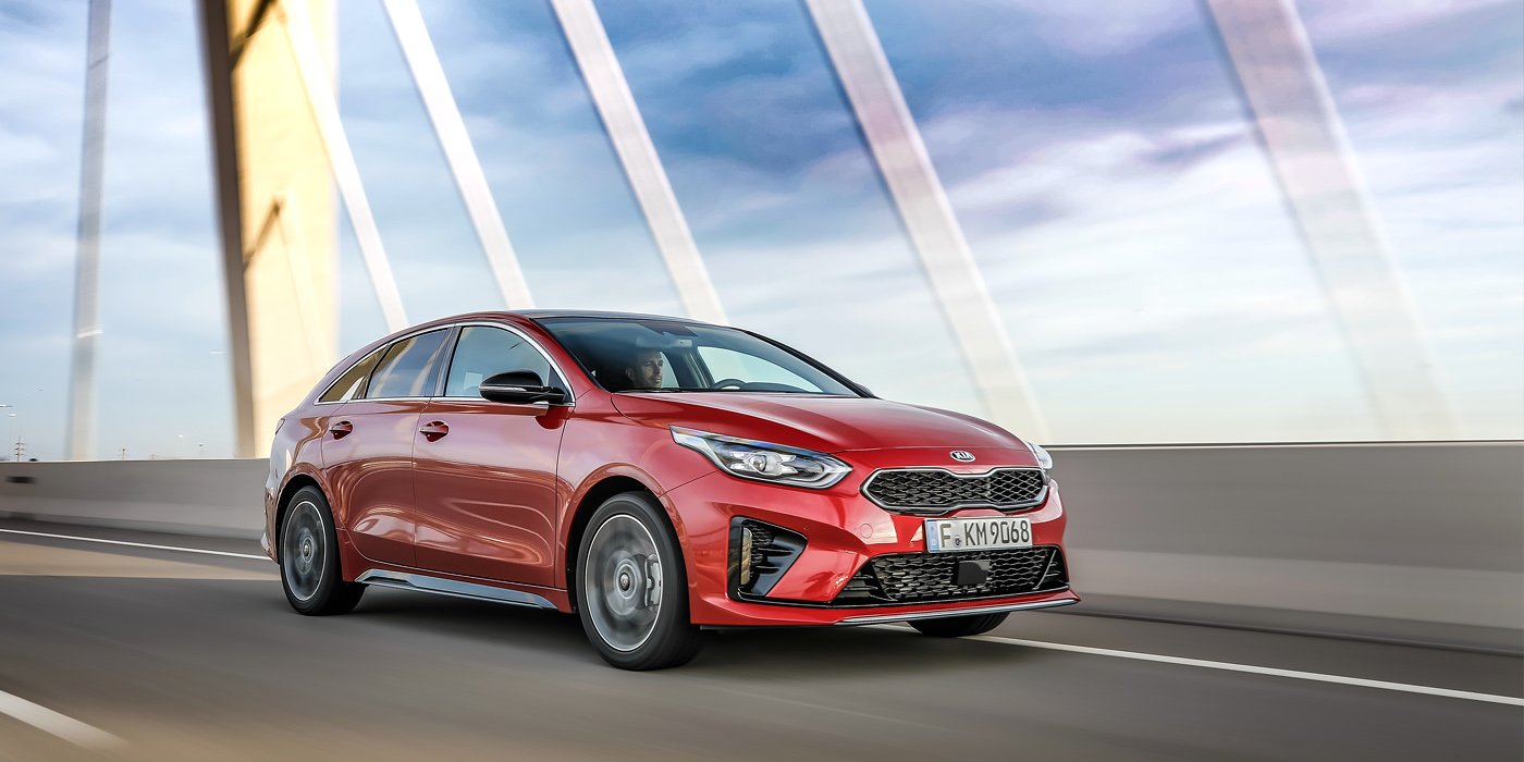 Kia запустила российские продажи нового универсала ProCeed