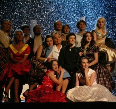 Фабричная девчонка | Драматический театр им. А.В. Луначарского