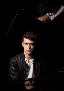 Алессандро Мартире