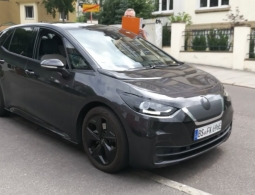 Новый электрокар Volkswagen впервые сфотографировали без камуфляжа