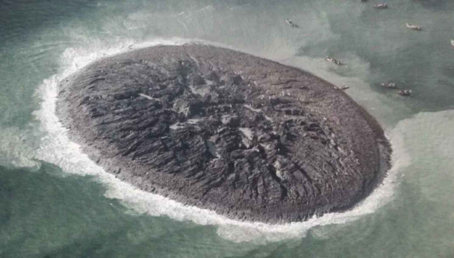 #фото | Самый большой остров из грязи исчез с лица Земли