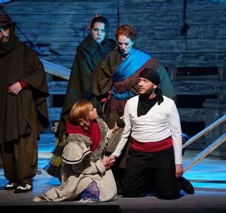 Кармен | Театр Зазеркалье