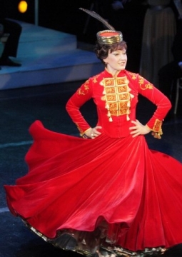 Веселая вдова | Театр музыкальной комедии