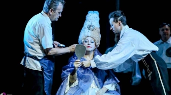 Приключения в Оперной стране