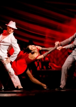 Обнаженное танго