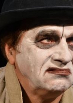 Дракон | Крымский русский драмтеатр им. М. Горького