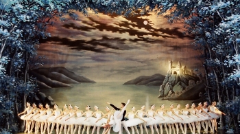 Лебединое озеро | Санкт-Петербургский театр