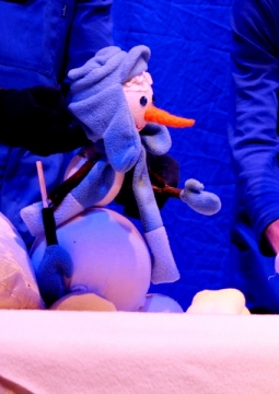 Медвежонок и снеговик