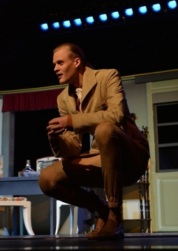 Продавец дождя | Театр драмы имени А. Кольцова