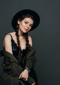 Люся Чеботина