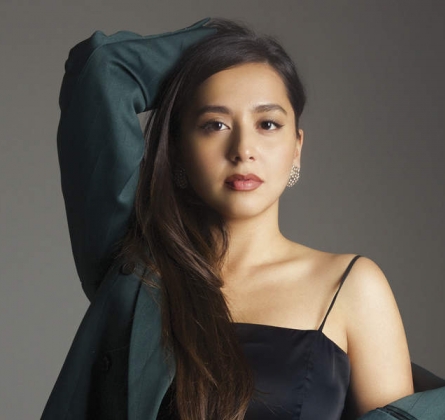 MANIZHA (Манижа)