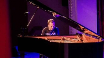 Игорь Хабаров