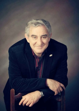 Михаил Казиник