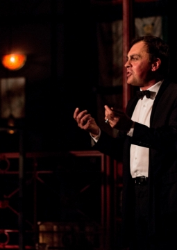 Кольцо и роза