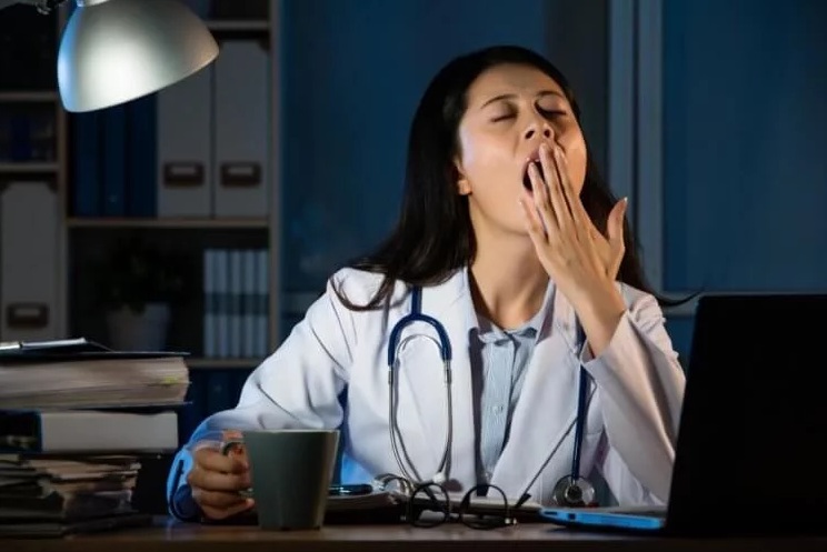Как работа в ночное время влияет на здоровье?