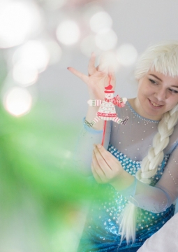 Снежный квест и шоу крио-мороженого с Эльзой и Олафом