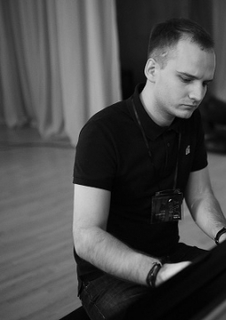 Игорь Хабаров