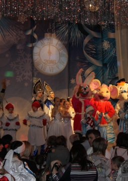 Новогодние приключения Ешки и его друзей