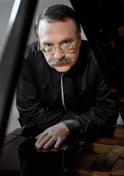 Даниил Крамер