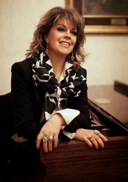 Любовь Казарновская