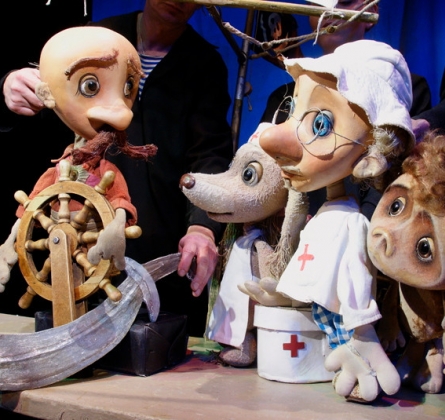 Бармалей против Айболита | Театр кукол им. Вольховского