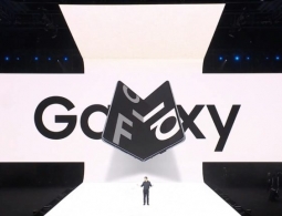 Итоги презентации Samsung: «гибкий» смартфон, флагманы Galaxy S10 и смарт-часы