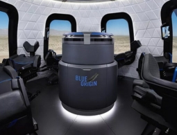 Джефф Безос: Blue Origin отправит человека в космос в этом году