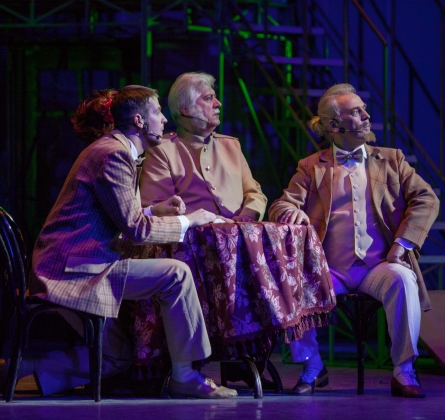 12 стульев | Красноярский музыкальный театр