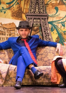 С Наступающим