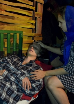 Тихий шорох уходящих шагов | Театрон