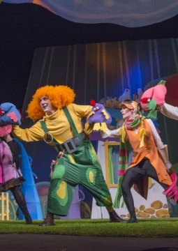 Рыжая компания | Молодежный театр