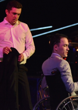 Живи на солнечной стороне | Уфимский театр Нур