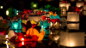 Фестиваль водных фонариков