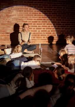 Диккенс. Таинственная история с приведениями