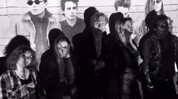 Летели качели | Камерный театр Новая драма