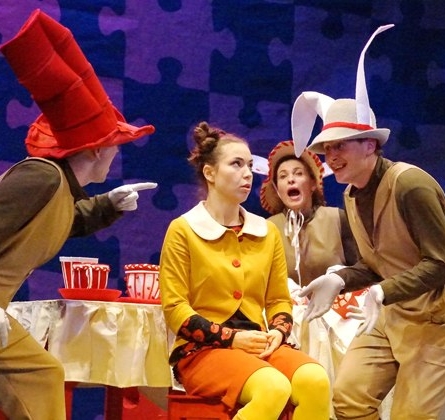 Алиса в стране чудес | Театр для детей и молодежи